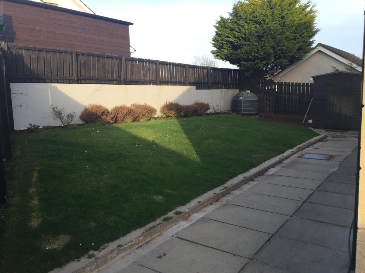 Holiday Home In Ballycastle - Fainne Na Cairde Exterior foto